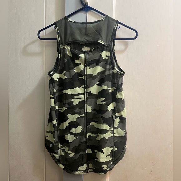 EUC Lululemon Sculpt Tank - Picture 2 of 4